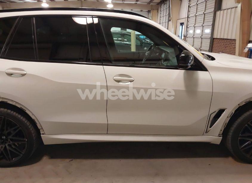 Photo 14 of 2021 Bmw X5 M (VIN 5YMJU0C0XM9E08263)