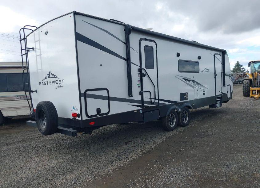 Photo 4 of 2023 East West ALTA 2900KBH (VIN 5ZT2ALUB8P9007771)