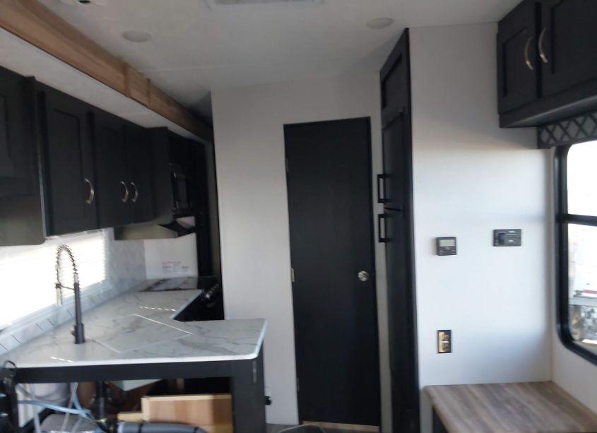 Photo 5 of 2023 Coachmen Adrenaline (VIN 5ZT2ANUB5PW026288)