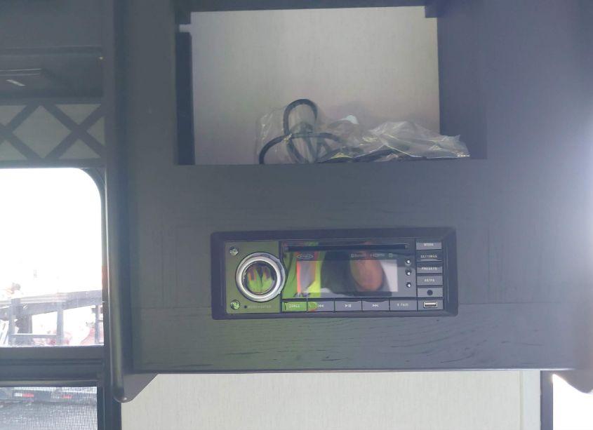 Photo 7 of 2023 Coachmen Adrenaline (VIN 5ZT2ANUB5PW026288)