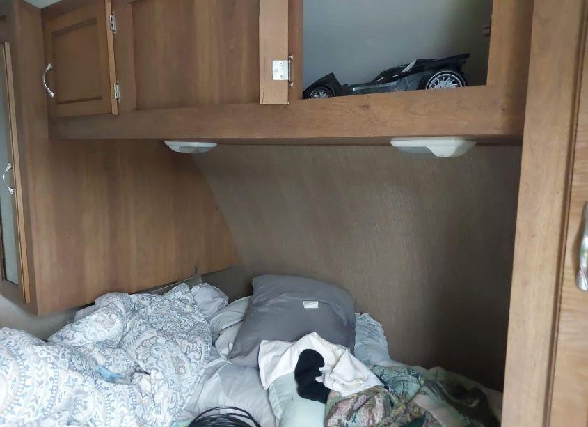 Photo 10 of 2016 Forest River CATALINA (VIN 5ZT2CARB4GA021818)