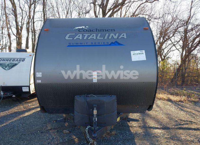 Photo 10 of 2020 Coachmen Catalina SUMMIT SERI (VIN 5ZT2CARB7LU035852)