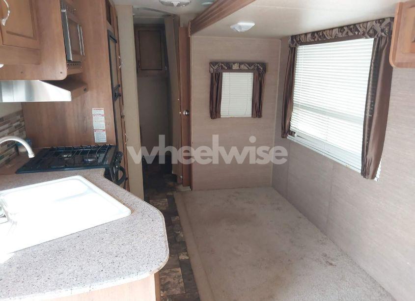 Photo 13 of 2016 Forest River CATALINA 273DBS (VIN 5ZT2CASB3GA021965)