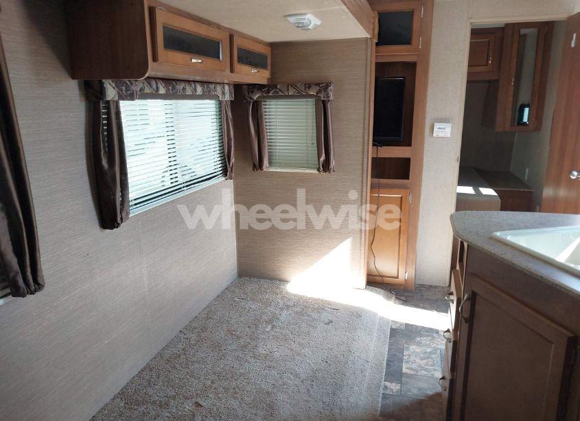 Photo 14 of 2016 Forest River CATALINA 273DBS (VIN 5ZT2CASB3GA021965)