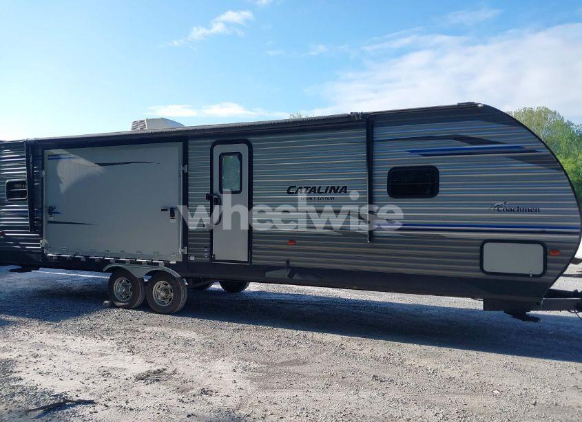 Photo 13 of 2019 Four Seasons RIVER M-3 (VIN 5ZT2CAVB0KX014652)