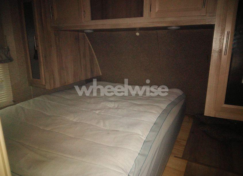 Photo 13 of 2019 Coachmen Catalina N/A (VIN 5ZT2CAXB0KX014194)