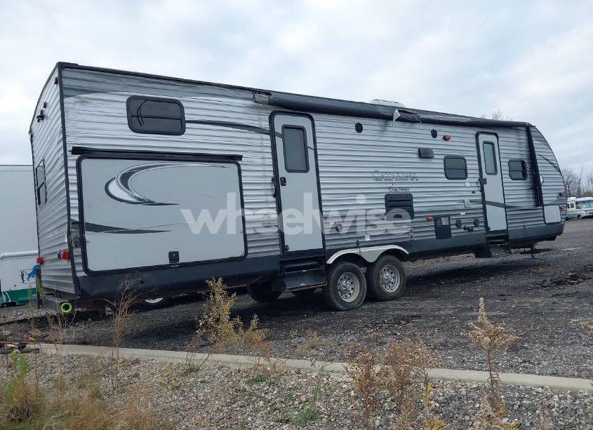 Photo 4 of 2017 Coachmen Catalina (VIN 5ZT2CAXB3HT009684)