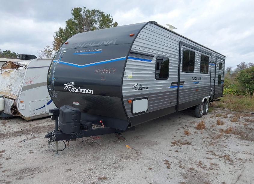Photo 2 of 2023 Coachmen Catalina N/A (VIN 5ZT2CAXB7PX027595)