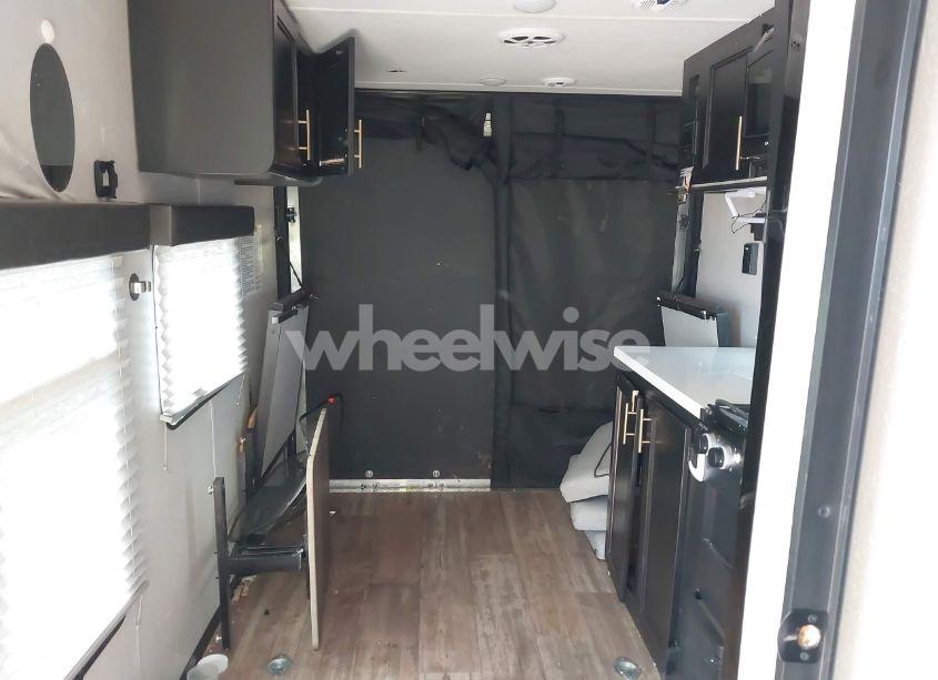 Photo 8 of 2021 Cherokee Wolf PUP 18RJB (VIN 5ZT2CKGC8MY014701)