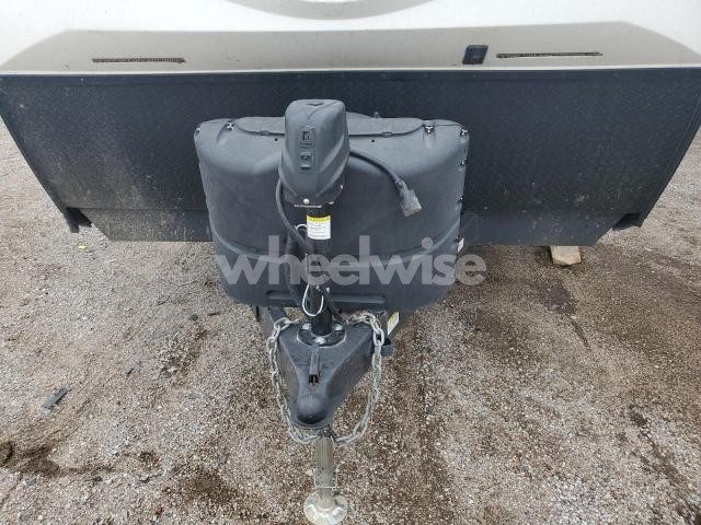 Photo 4 of 2020 FORESRIVER ALPHA WOLF (VIN 5ZT2CKUBXL2000909)