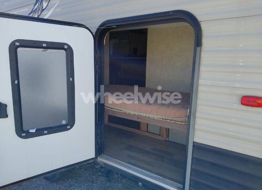 Photo 8 of 2018 Clipper Other N/A (VIN 5ZT2CWKB6JJ115522)