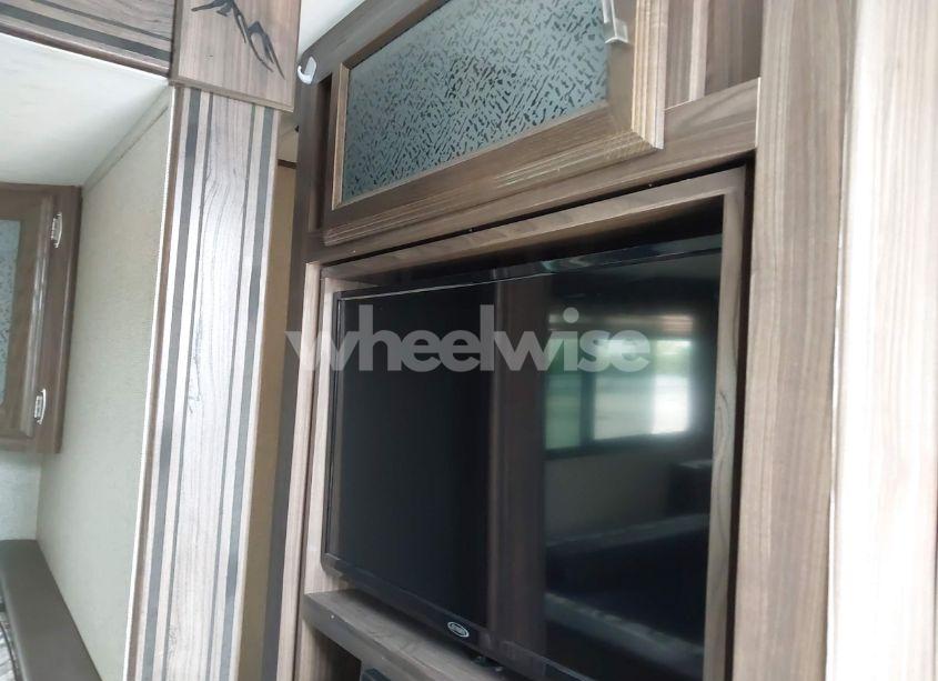 Photo 10 of 2018 Coachmen Other (VIN 5ZT2CXLB1JF013651)