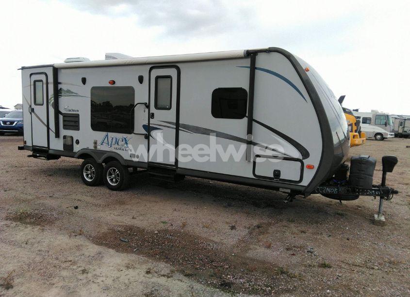 2016 Coachmen Apex TRAVEL TRAILER (VIN 5ZT2CXPB0GA009459) main photo