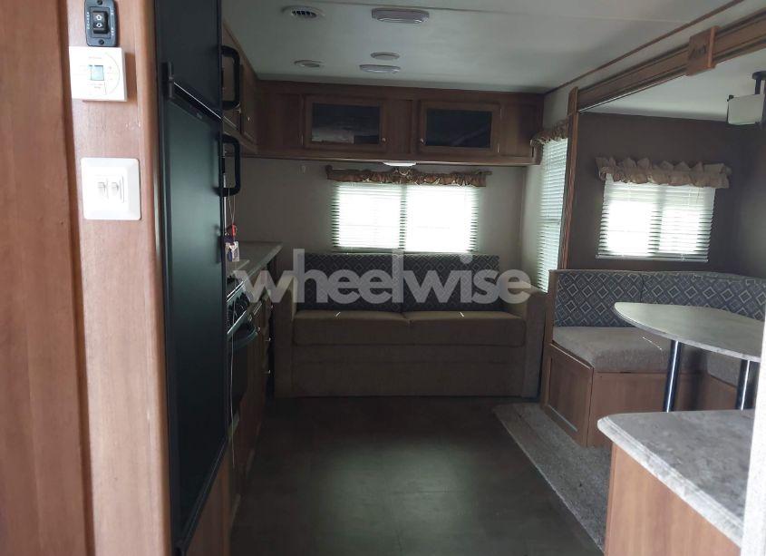 Photo 8 of 2016 Coachmen Apex ULTRA LITE (VIN 5ZT2CXPB8GA008477)