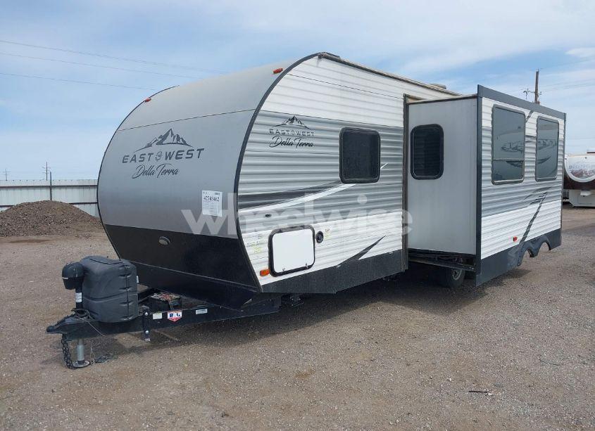 Photo 2 of 2021 East To WEST-DELLA T 261RB (VIN 5ZT2DERB9M9007429)