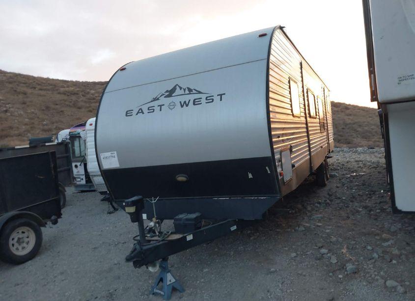 Photo 2 of 2020 East Westwood (VIN 5ZT2DEWB8L9001771)