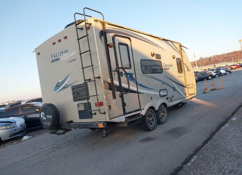 Photo 4 of 2018 Coachmen Freedom EX (VIN 5ZT2FEHB6JS031168)