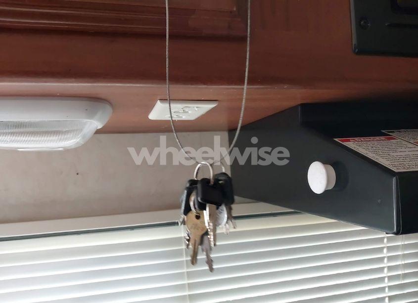 Photo 11 of 2013 Freedom Express TRAVEL TRLR (VIN 5ZT2FEKB4DA009480)