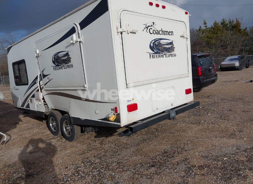 Photo 3 of 2013 Freedom Express TRAVEL TRLR (VIN 5ZT2FEKB4DA009480)