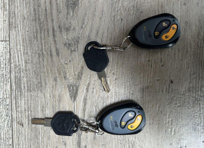 Photo 11 of 2018 Coachmen Freedom EXPRESS (VIN 5ZT2FEPB0JS029322)