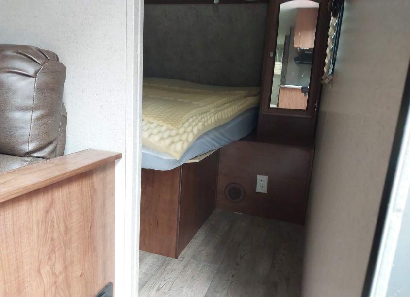 Photo 5 of 2018 Coachmen Freedom EXPRESS (VIN 5ZT2FEPB0JS029322)