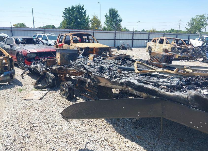 Photo 10 of 2016 Coachmen Freedom (VIN 5ZT2FEPB5GA021974)