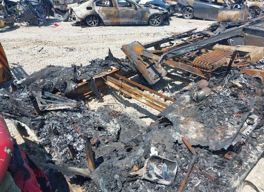 Photo 5 of 2016 Coachmen Freedom (VIN 5ZT2FEPB5GA021974)