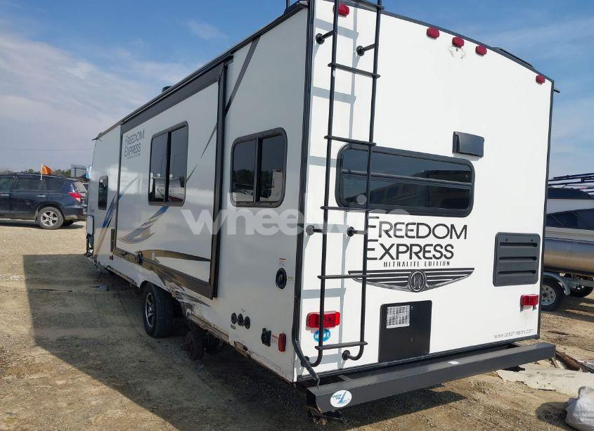 Photo 3 of 2021 Coachmen Freedom EXPRESS (VIN 5ZT2FEPB9MW015593)