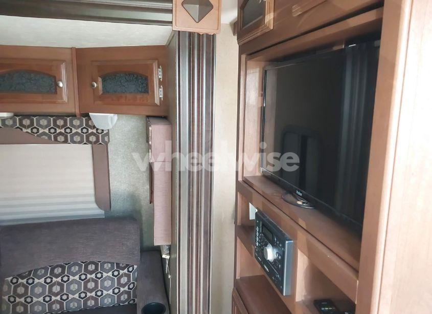 Photo 14 of 2015 Coachmen Freedom EX (VIN 5ZT2FETB6FA016643)