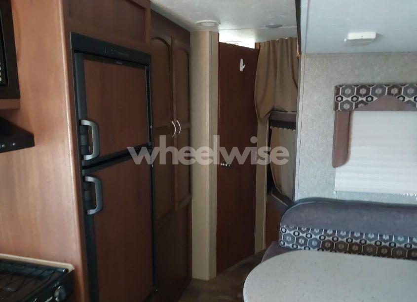Photo 16 of 2015 Coachmen Freedom EX (VIN 5ZT2FETB6FA016643)