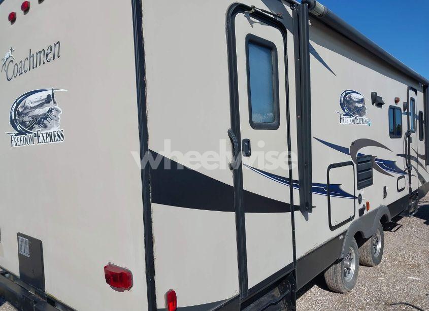 Photo 6 of 2015 Coachmen Freedom EX (VIN 5ZT2FETB6FA016643)