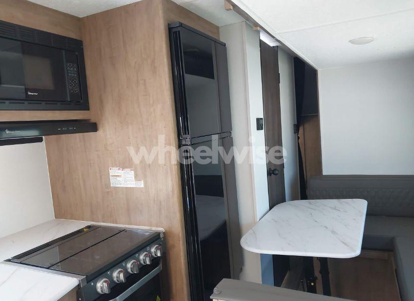 Photo 10 of 2024 Coachmen Freedom EXPRESS (VIN 5ZT2FEUB7RW029441)