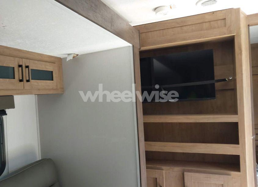 Photo 13 of 2024 Coachmen Freedom EXPRESS (VIN 5ZT2FEUB7RW029441)