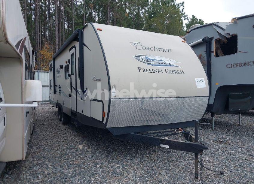 2015 Coachmen Freedom EXPRESS (VIN 5ZT2FEUBXFA017146) main photo