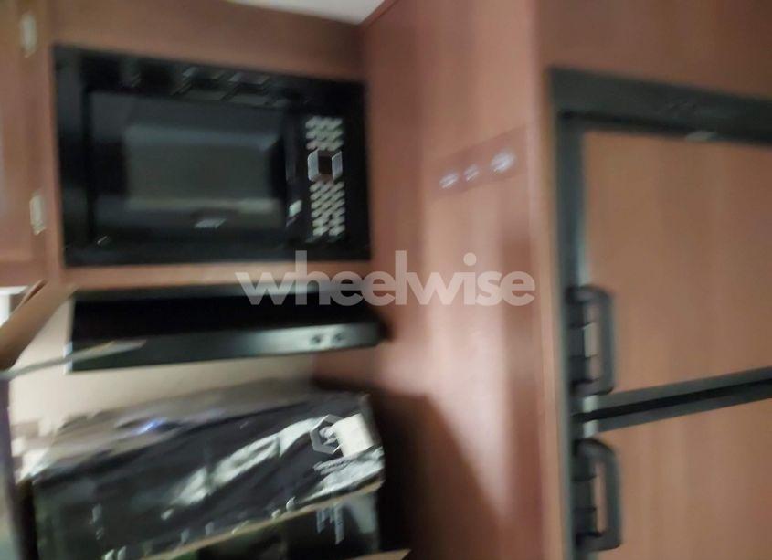 Photo 7 of 2015 Coachmen Freedom EXPRESS (VIN 5ZT2FEUBXFA017146)