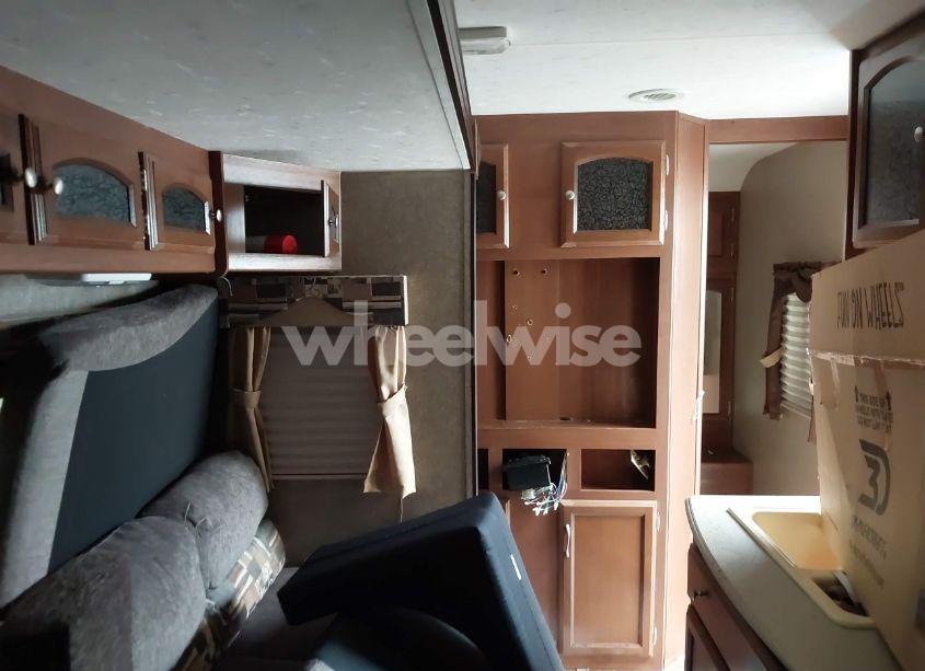 Photo 8 of 2015 Coachmen Freedom EXPRESS (VIN 5ZT2FEUBXFA017146)