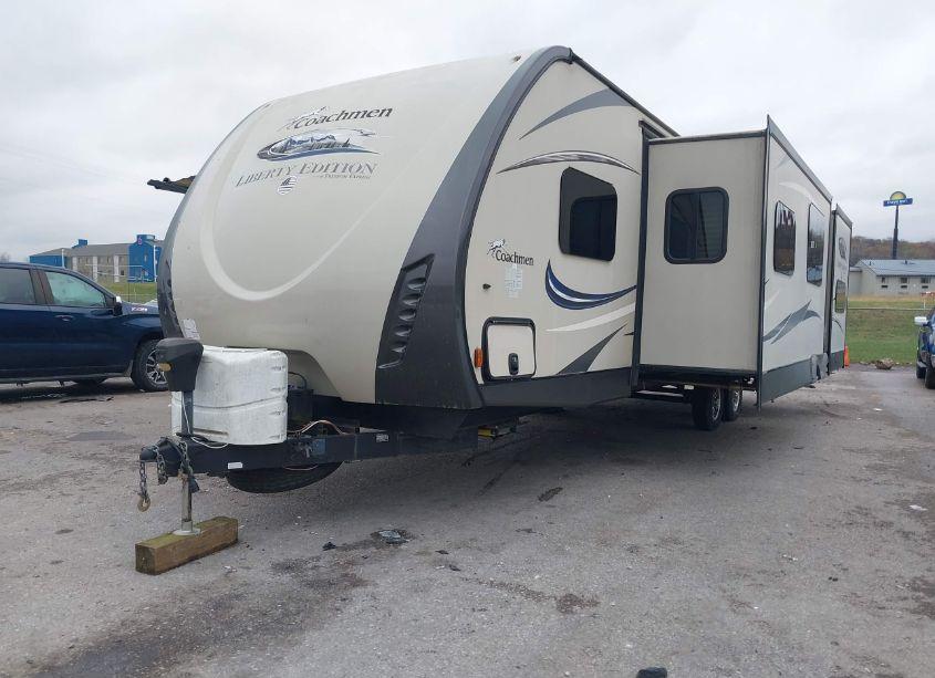 Photo 2 of 2016 Coach Freedom (VIN 5ZT2FEWB6GA019409)