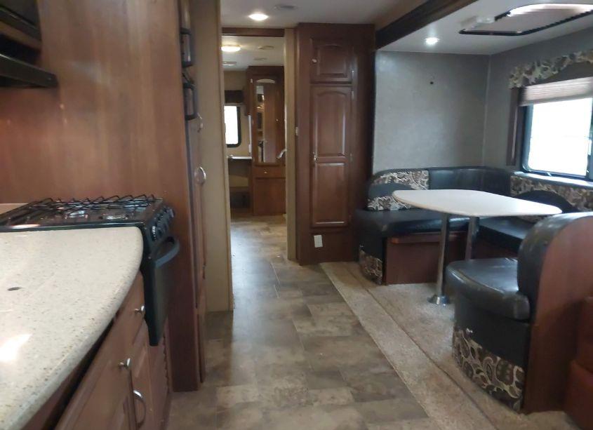 Photo 5 of 2016 Coach Freedom (VIN 5ZT2FEWB6GA019409)