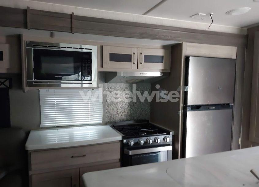 Photo 15 of 2020 Coachmen Freedom (VIN 5ZT2FEXB8LW012201)