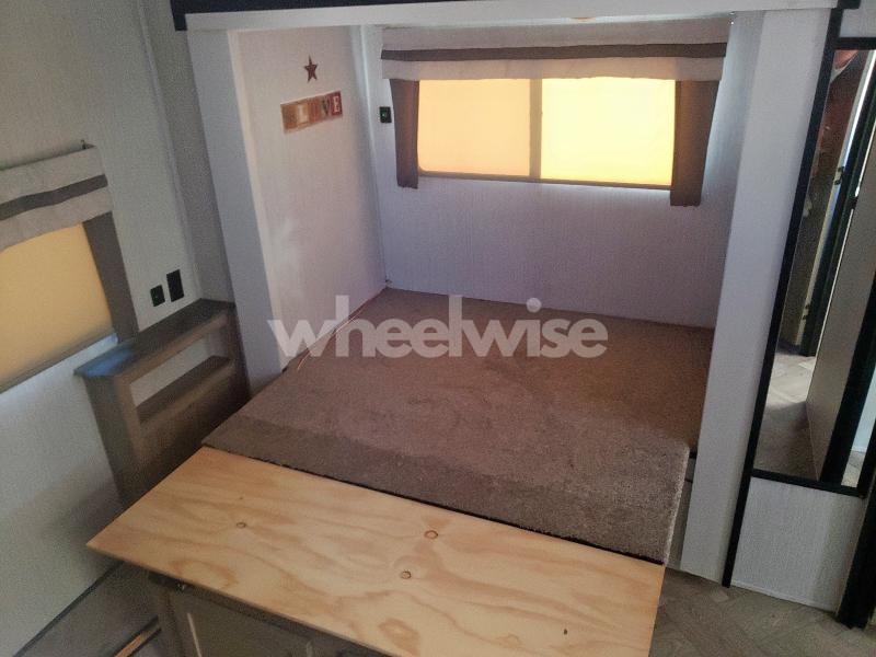 Photo 2 of 2021 PALOMINA BY FOREST R PUMA PUT26FKDS N/A (VIN 5ZT2PURB6M4009668)