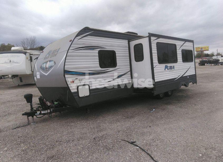 Photo 2 of 2019 Palomino 27ft N/A (VIN 5ZT2PUSBXK4000950)