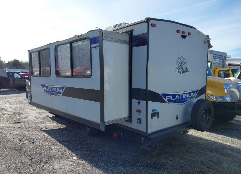 Photo 3 of 2022 Salem Travel TRAILER (VIN 5ZT2SMFC9NG073411)