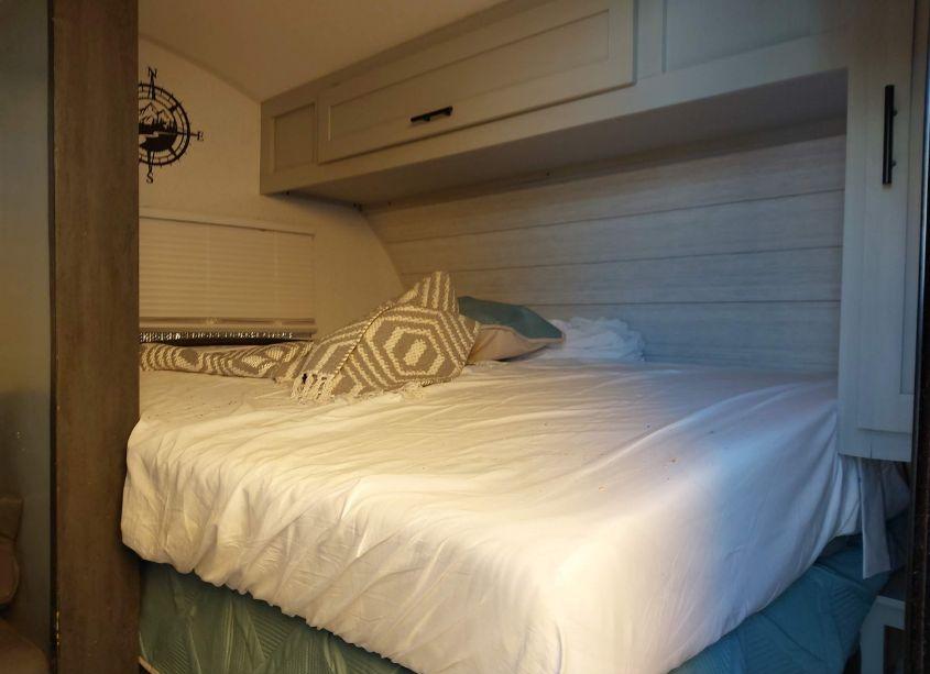 Photo 5 of 2022 Salem Travel TRAILER (VIN 5ZT2SMFC9NG073411)