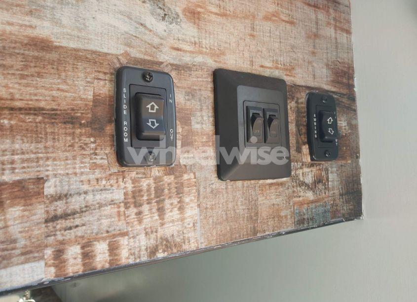 Photo 7 of 2016 Tracer M-235 AIR (VIN 5ZT2TRNBXGB509430)