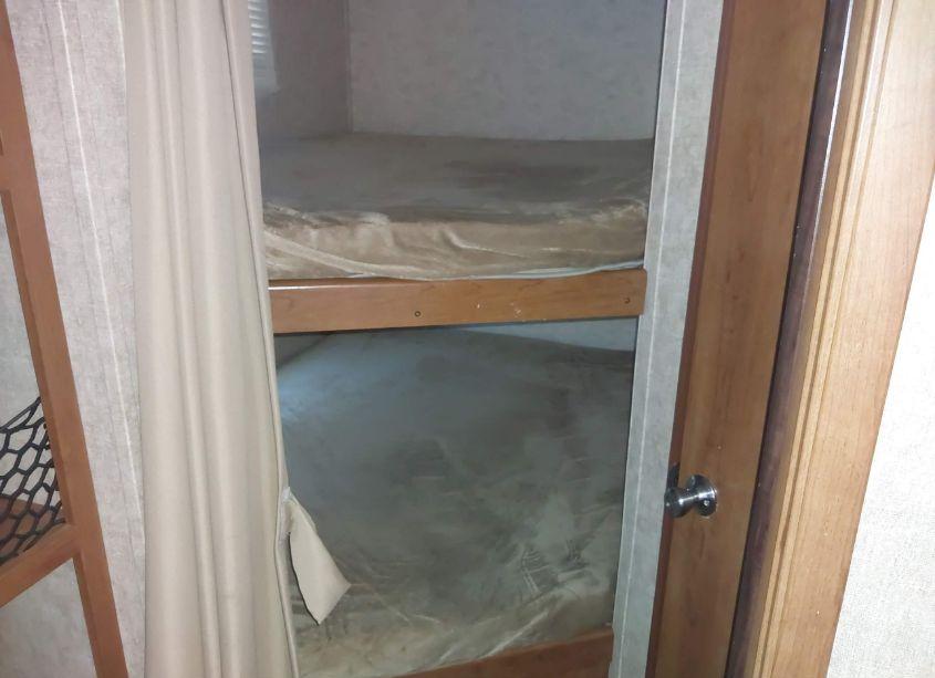 Photo 12 of 2016 Forest River OTHER (VIN 5ZT2TRSB6GB510644)