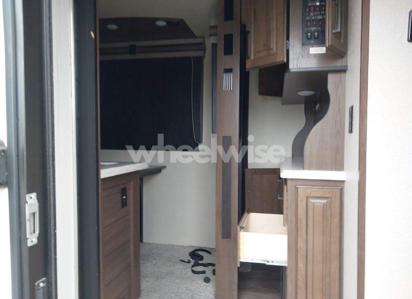 Photo 5 of 2022 Prime Time OTHER (VIN 5ZT3CSXB4LG125326)