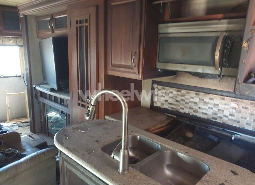 Photo 5 of 2016 Forest River SANIBEL (VIN 5ZT3SN1B6GG702327)