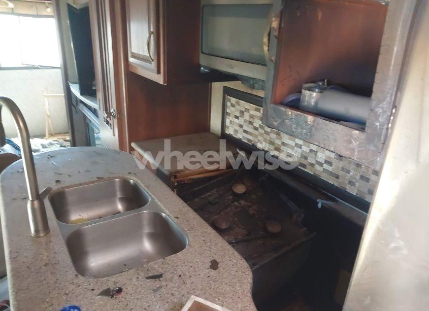 Photo 6 of 2016 Forest River SANIBEL (VIN 5ZT3SN1B6GG702327)