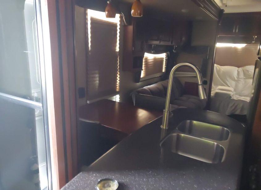 Photo 8 of 2013 Forest River SANIBEL (VIN 5ZT3SN1B9DD700536)