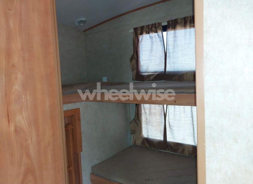 Photo 12 of 2014 Shasta By FOREST RIV PHOENIX FIFTH WHEEL (VIN 5ZT3SPTB6EF490587)